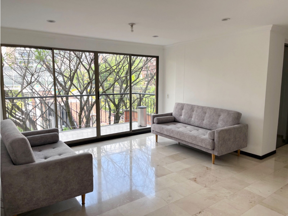 Apartamento de 3 alcobas en venta. Medellín, El Poblado Tv Inferior