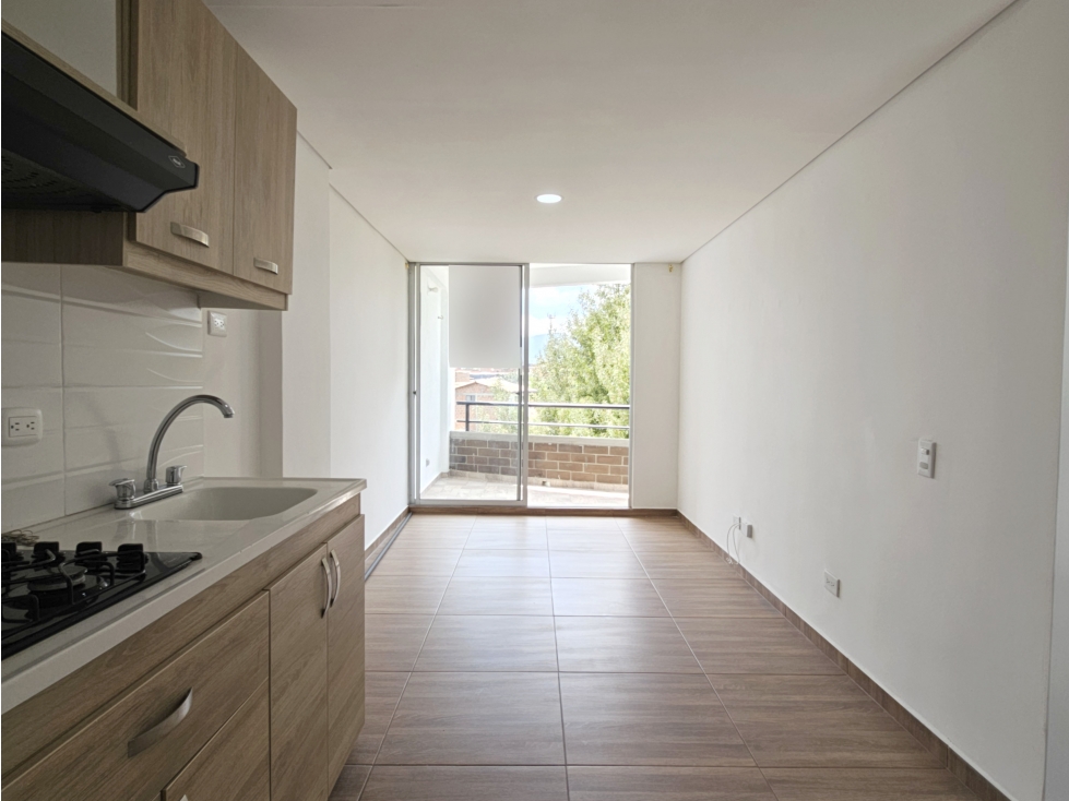 Apartamento de 3 alcobas en venta. La Ceja, Vía La Ceja-Rionegro — foto 2
