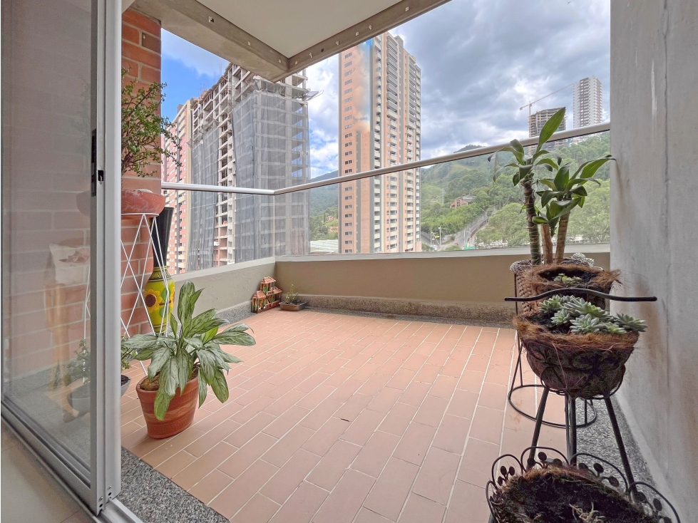 Apartamento de 3 alcobas más servicio en venta. Sabaneta, V San José — foto 3