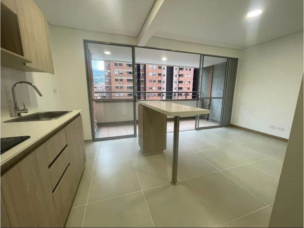 Apartamento de 2 alcobas en venta. Itagüí, Fátima — foto 3