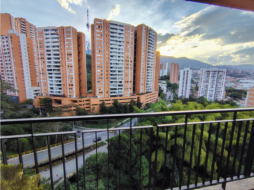 Apartamento de 3 alcobas en venta sabaneta, Cañaveralejo — foto 4