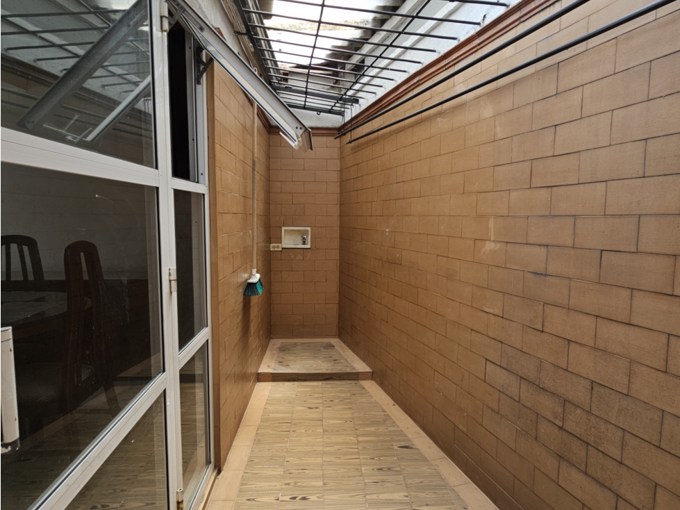 Casa de 3 alcobas en venta. Medellín, Boston — foto 4