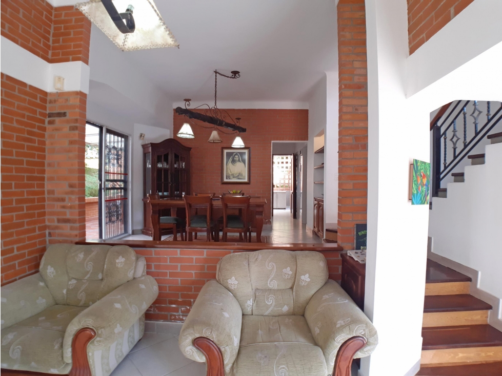 Casa de 4 alcobas en venta, Sabaneta Las Lomitas — foto 3