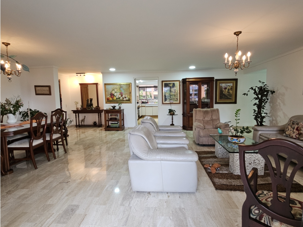 Apartamento de 4 alcobas en venta. Medellín, El Poblado Alejandría — foto 5