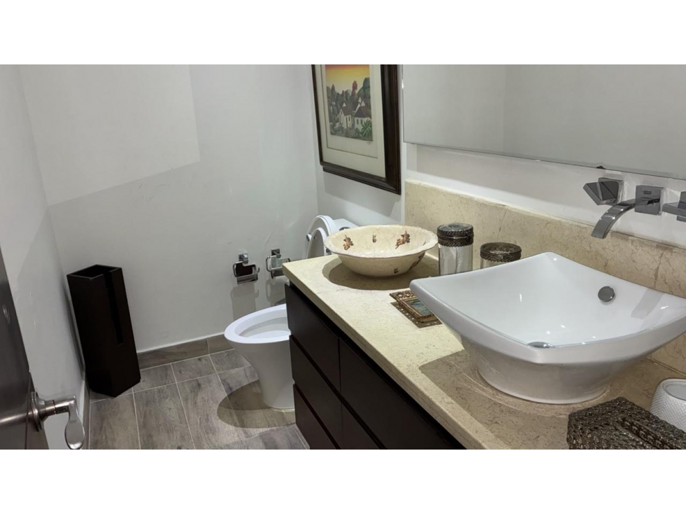 APARTAMENTO DE 4 HABITACIONES EN EL NOGAL