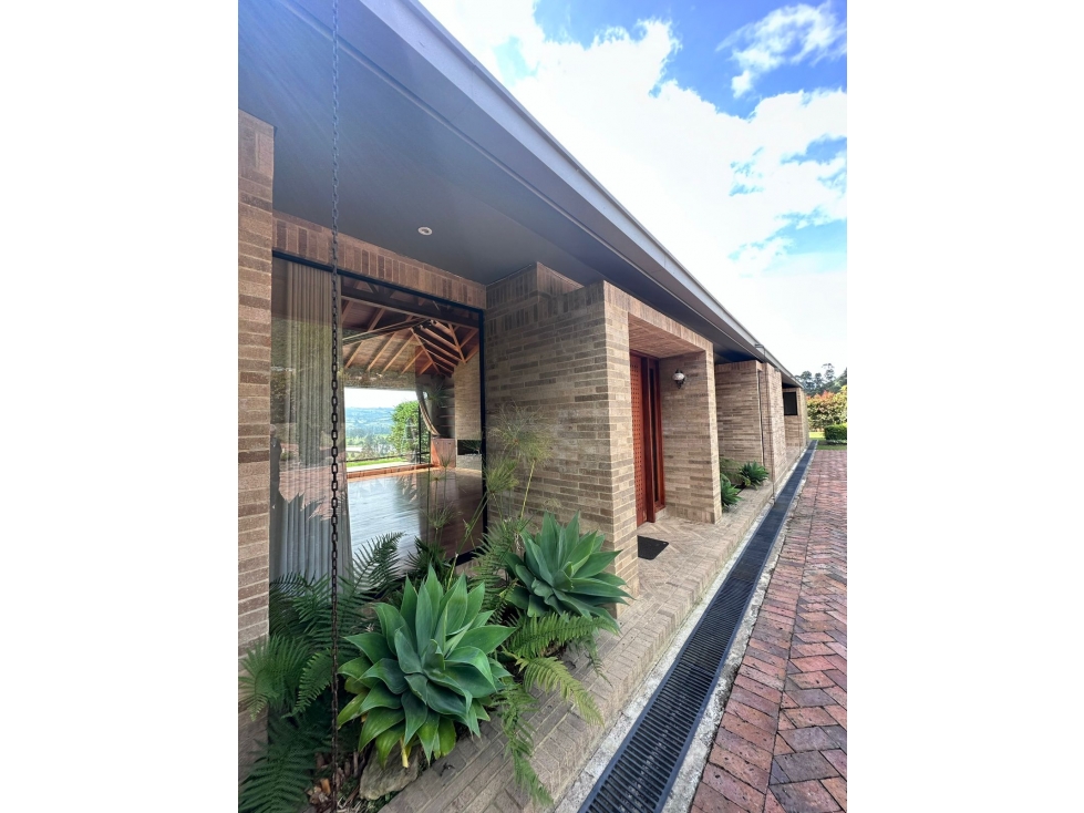 VENTA O ARRIENDO CASA HACIENDA LA SELVA LA CALERA - GUASCA