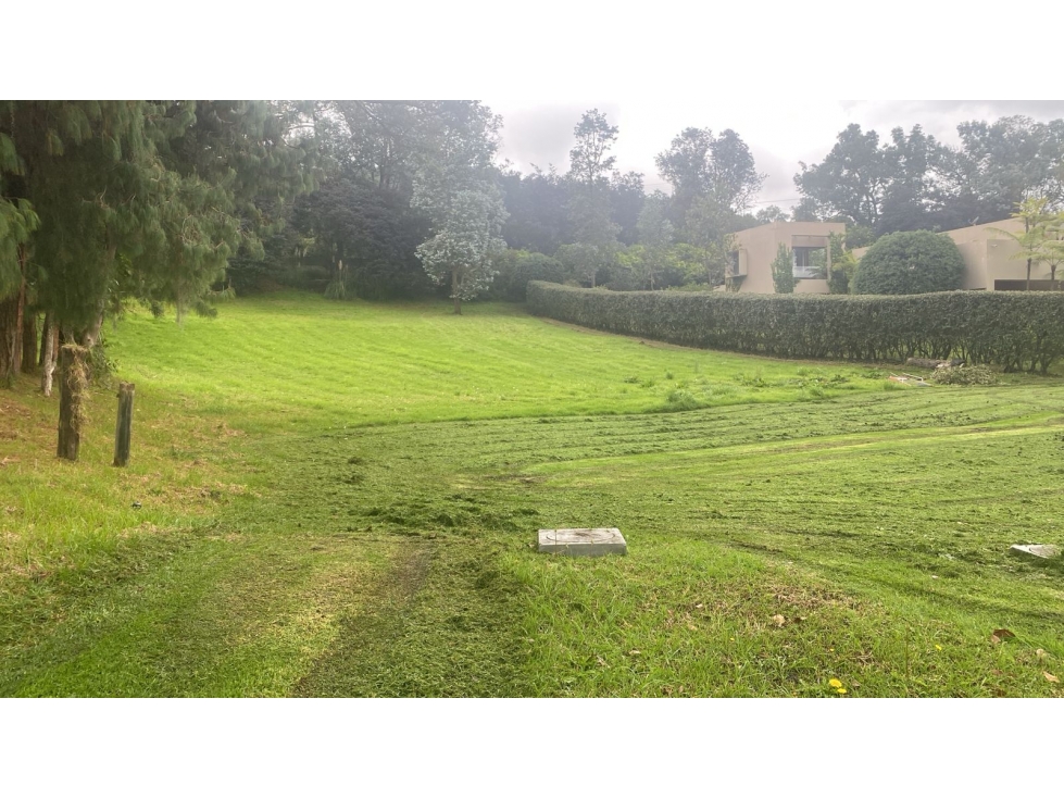 LOTE EN VENTA LA RESERVA DE POTOSI