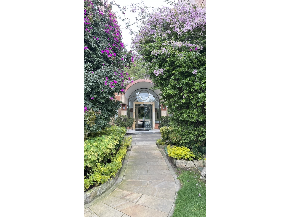 ARRIENDO O VENDO APARTAMENTO SANTA BARBARA ALTA
