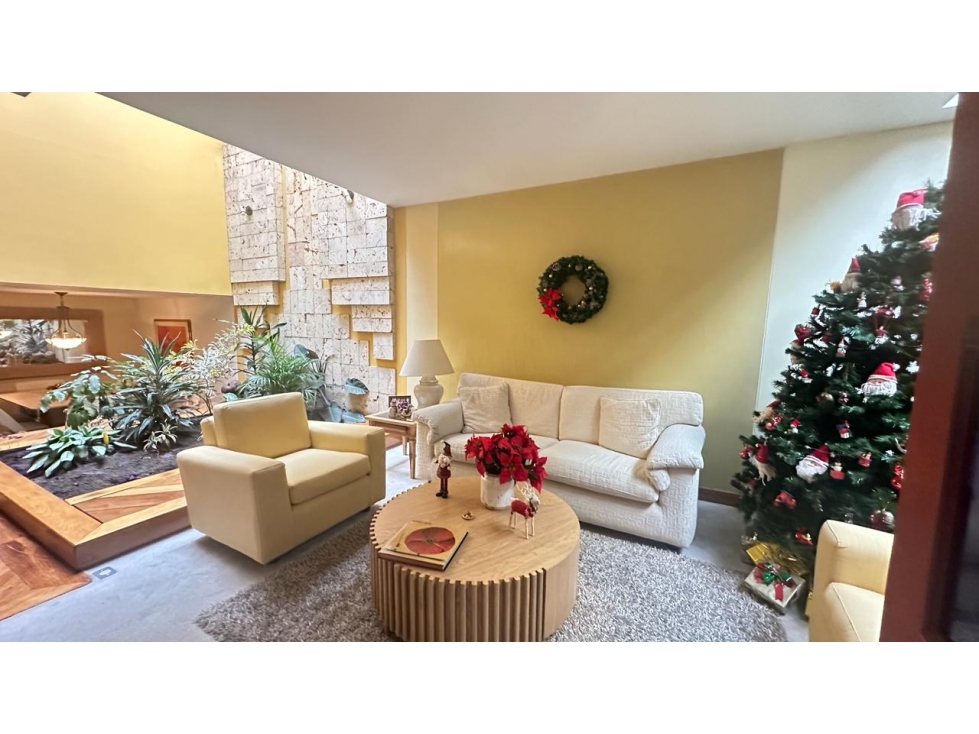 CASA EN VENTA / ARRIENDO BOSQUE MEDINA