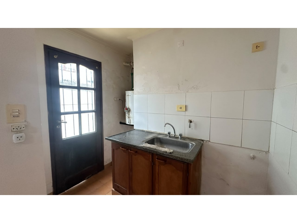 DEPARTAMENTO CENTRICO EN PLANTA BAJA — foto 3