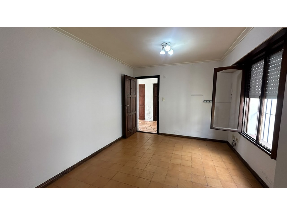 DEPARTAMENTO CENTRICO EN PLANTA BAJA — foto 6