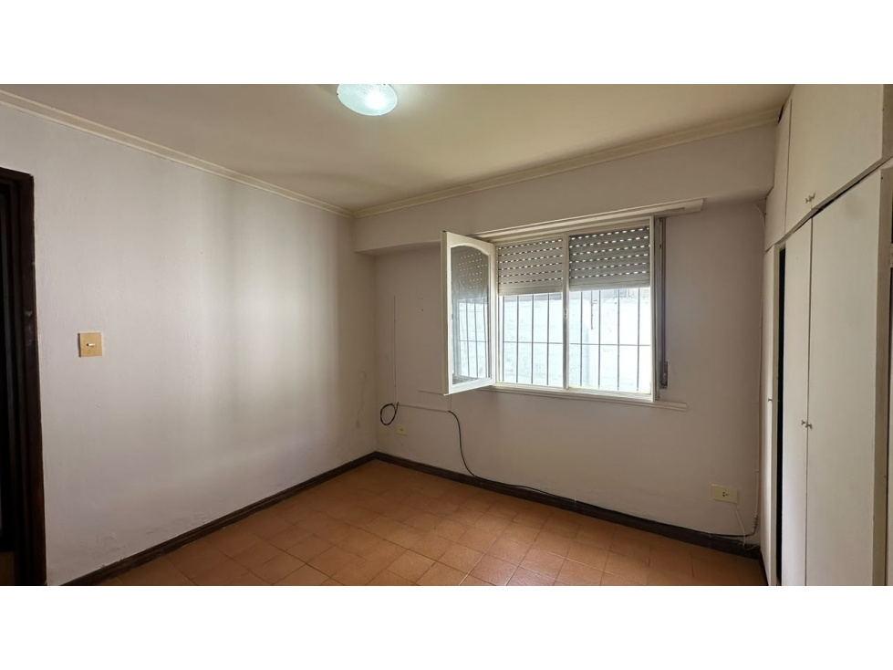 DEPARTAMENTO CENTRICO EN PLANTA BAJA — foto 4