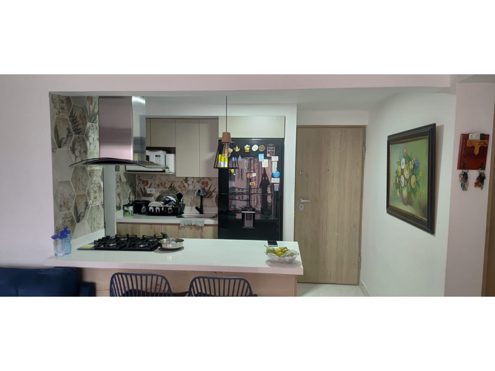 VENDO APARTAMENTO EN FLOR DE AGUA, 69 M2, PARQUEADERO Y ÚTIL