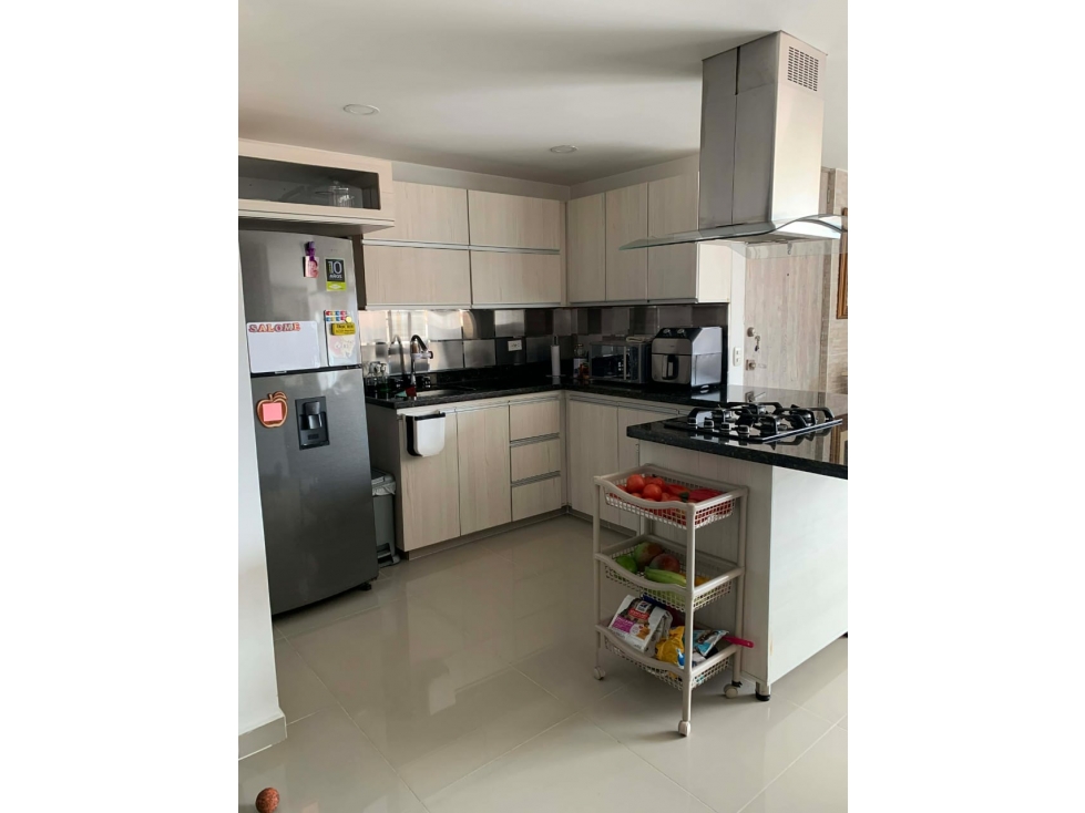 VENDO APARTAMENTO EN LOS COLORES, MEDELLIN, 114 M2 PARQUEADERO y ÚTIL — foto 5