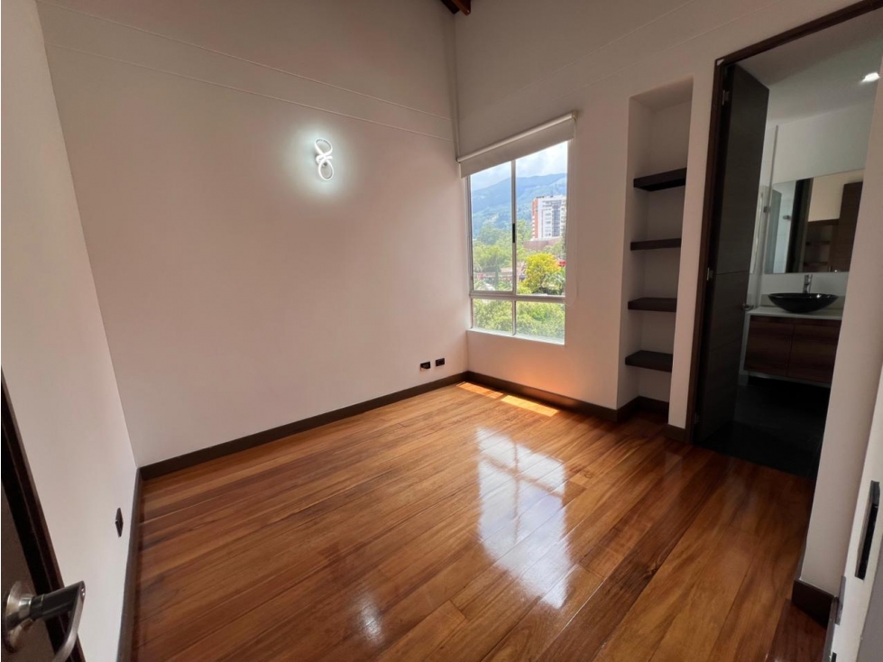 VENDO EN ENVIGADO PENTHOUSE DUPLEX, DOS PARUEADEROS — foto 6