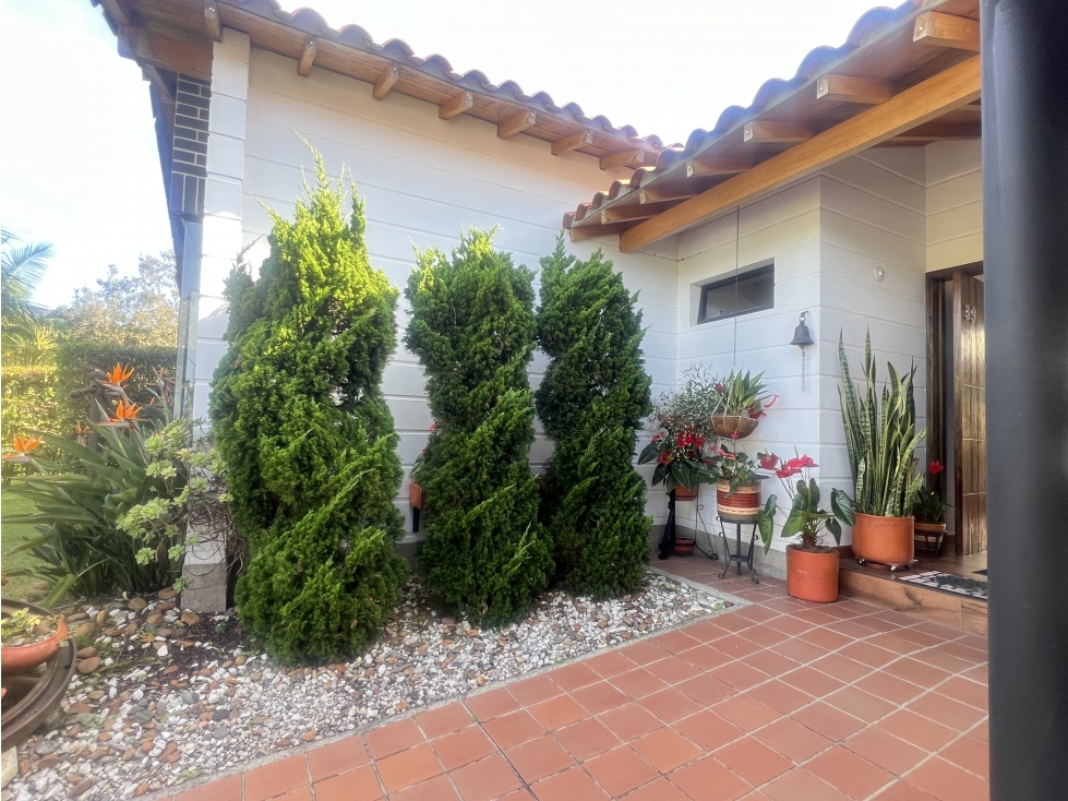 VENTA DE CASA CAMPESTRE EN UNIDAD CERRADA EN EL RETIRO ANTIOQUIA