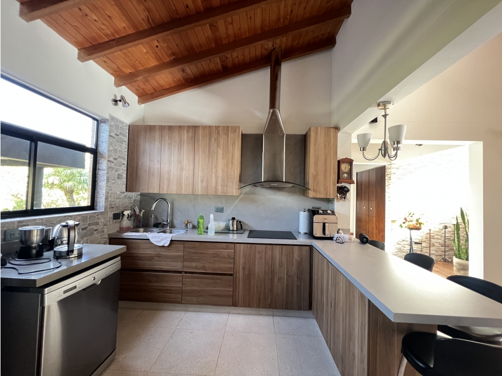 VENTA DE CASA CAMPESTRE EN UNIDAD CERRADA EN EL RETIRO ANTIOQUIA — foto 2