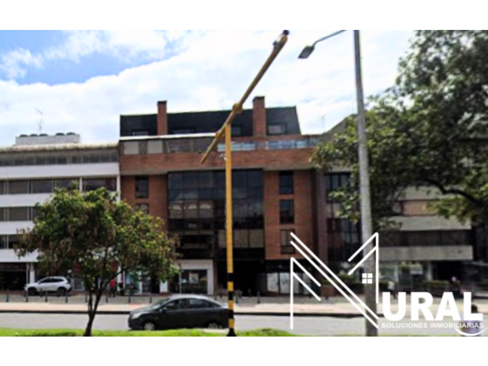 Local Comercial en Santa Barbara - Bogotá — foto 4