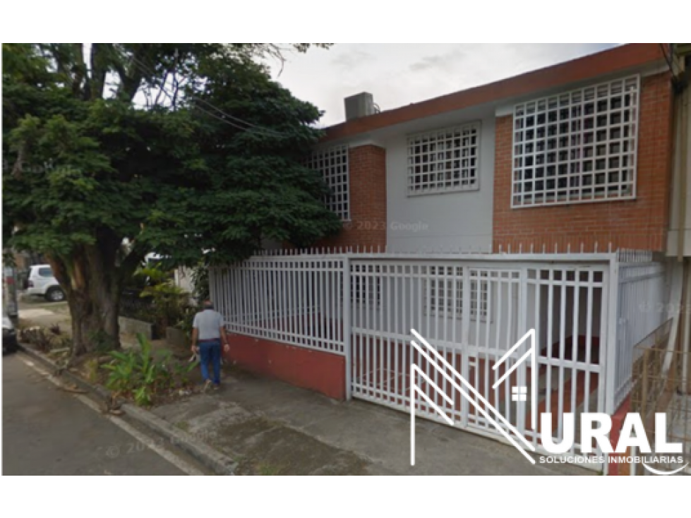 Casa en Urbanización Capri, Cali - Valle del Cauca