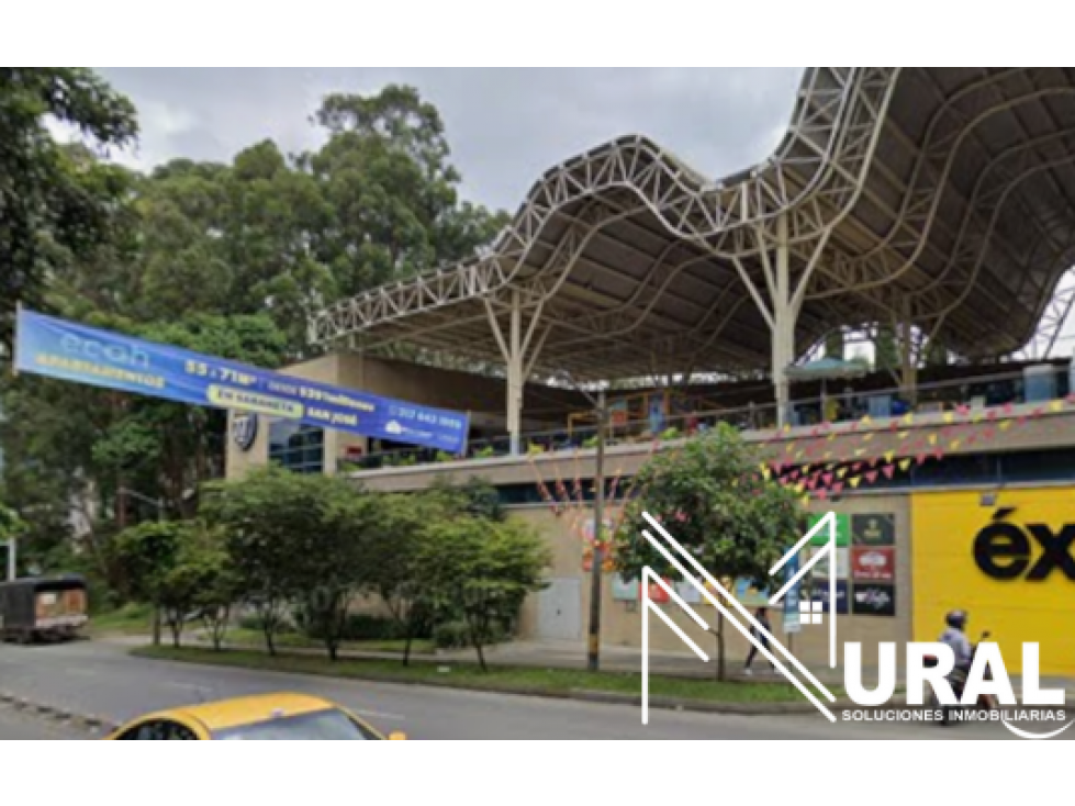 Local Comercial Nro. 127 en Mall Comercial Plaza 77, La Estrella - 1