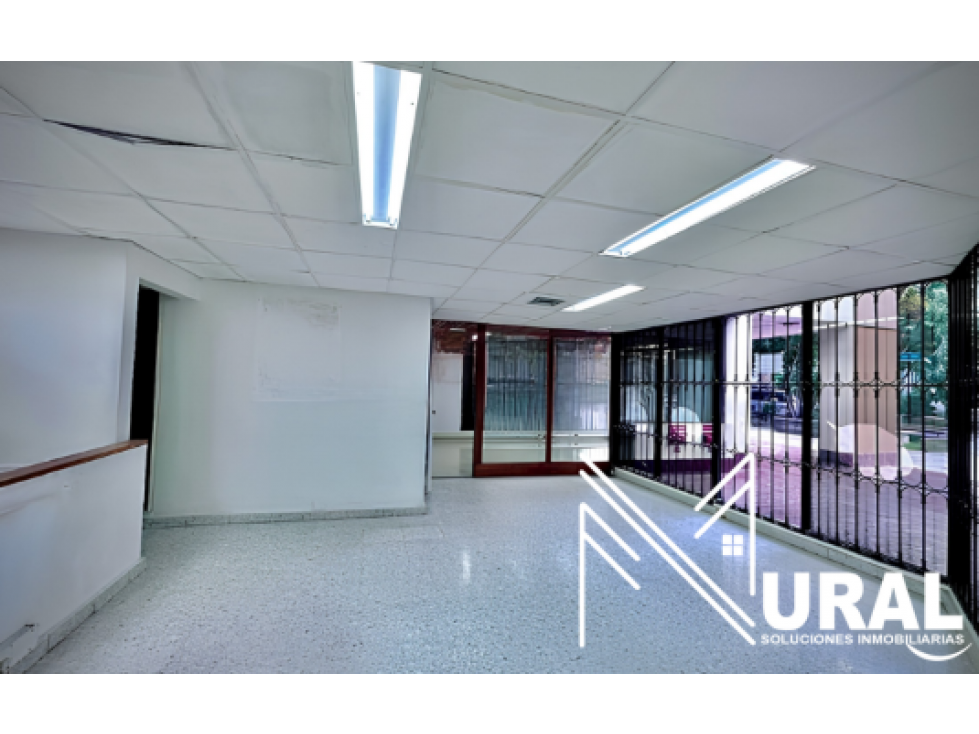 Locales Comercial - Edificio Centro Veinte, Cali - Valle del Cauca — foto 2