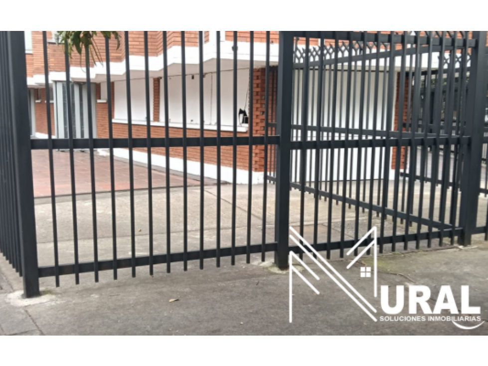 Local Comercial Esquinero en Park Way, Bogotá — foto 6