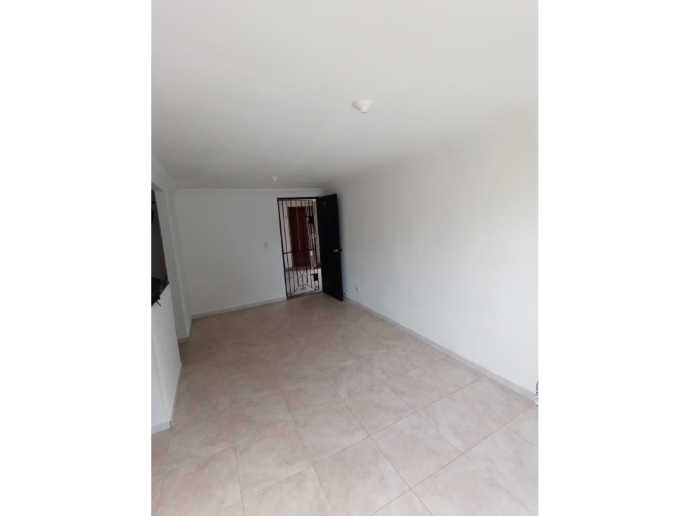 APARTAMENTO EN VENTA GALAN — foto 2