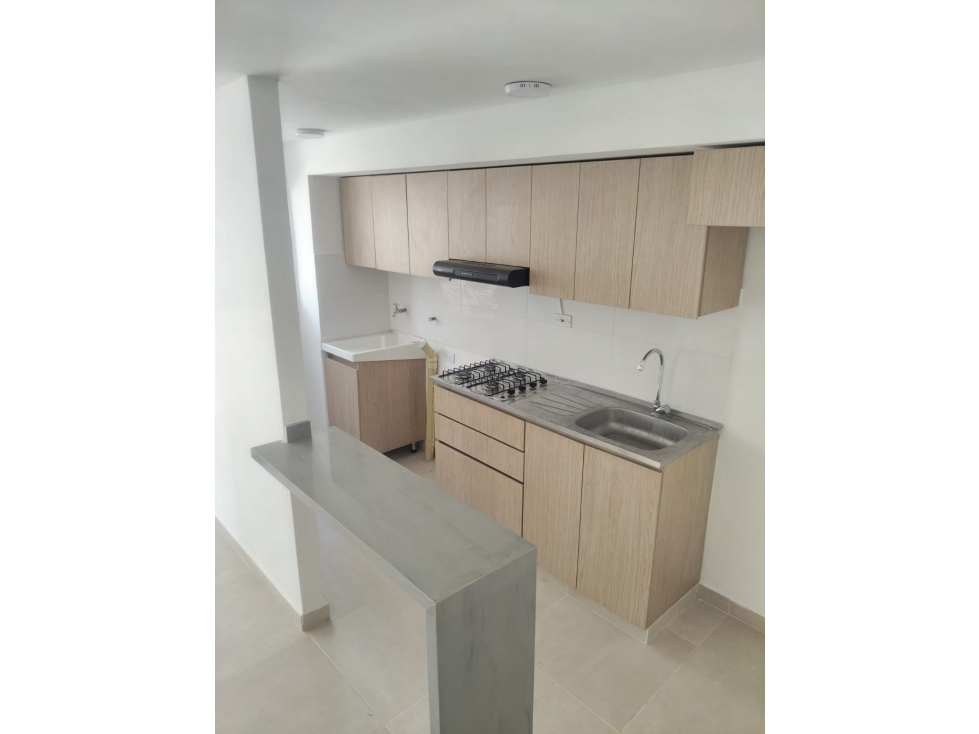 APARTAMENTO EN ARRIENDO MALLORQUIN PISO 2 COJ CATARA