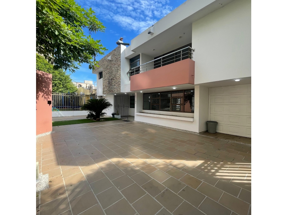 HERMOSA CASA EN EL POBLADO PRIMER PISO INDEPENDIENTE