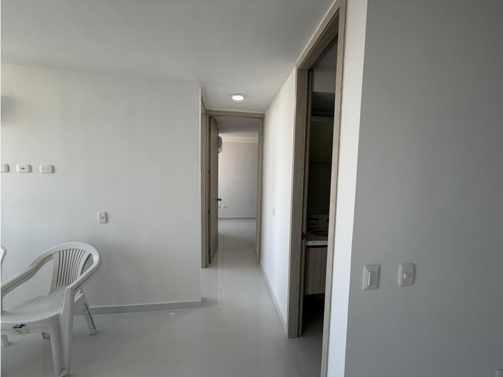 APARTAMENTO EN VENTA O ARRIENDO RIO ALTO PISO ALTO SOMBRA — foto 5
