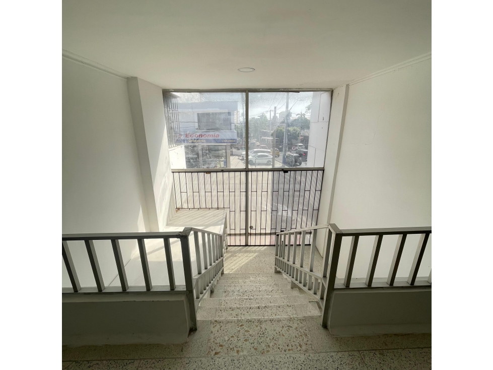 CASA COMERCIAL EN ARRIENDO BETANIA — foto 4