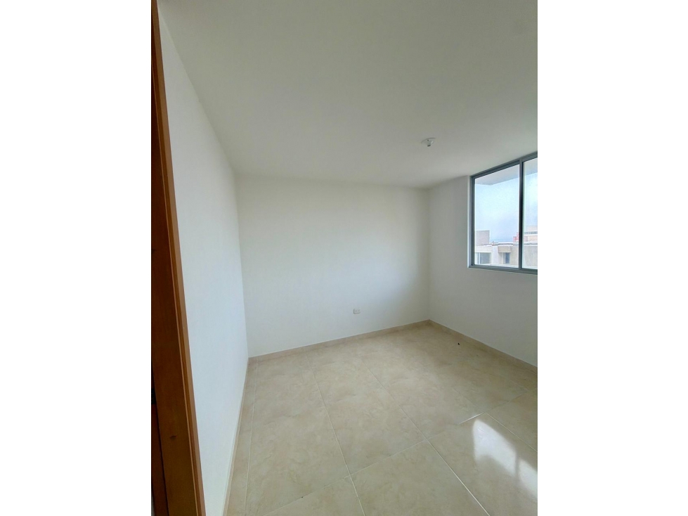 APARTAMENTO EN ARRIENDO MIRAMAR PISO 5 conjunto Firenze — foto 5