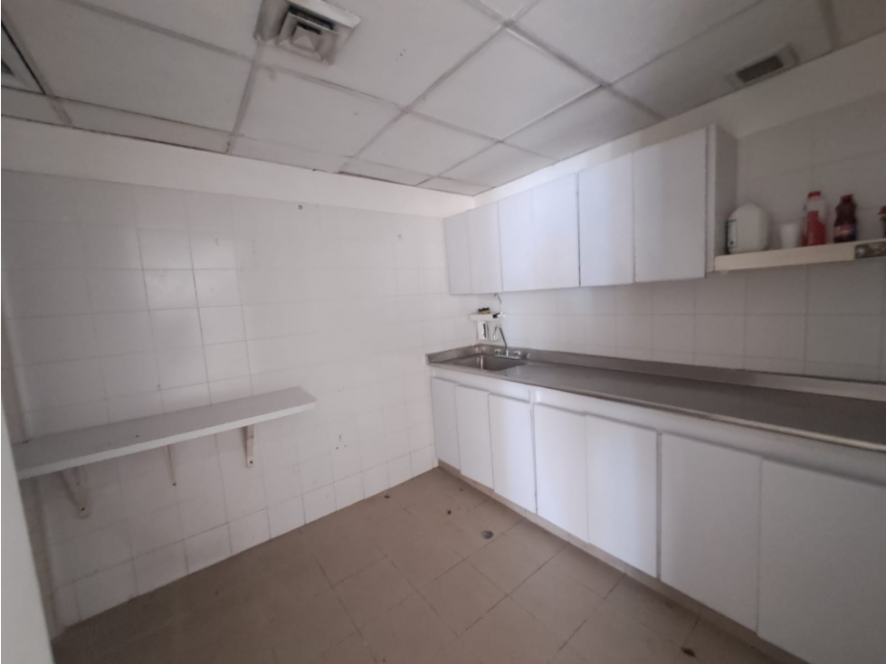 LOCAL EN ARRIENDO PRADO COMERCIAL — foto 4