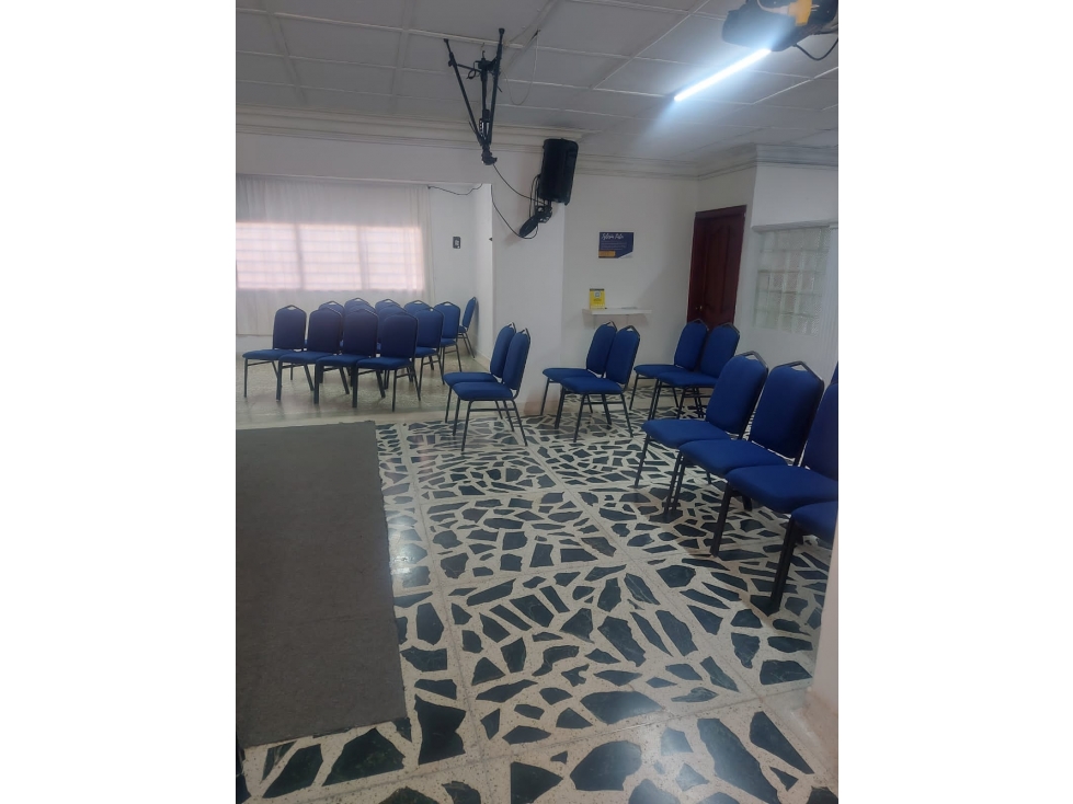 CASA UBICADA EN EL POBLADO — foto 6