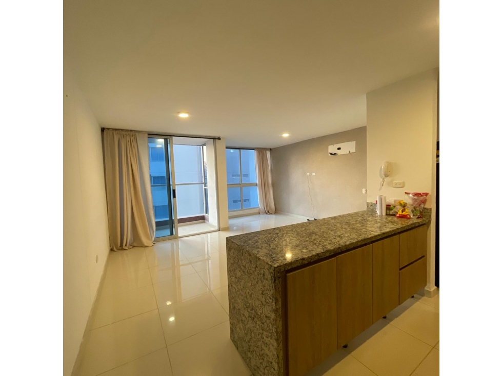 APARTAMENTO EN ARRIENDO MIRAMAR COJ BOLONIA 3 PISO