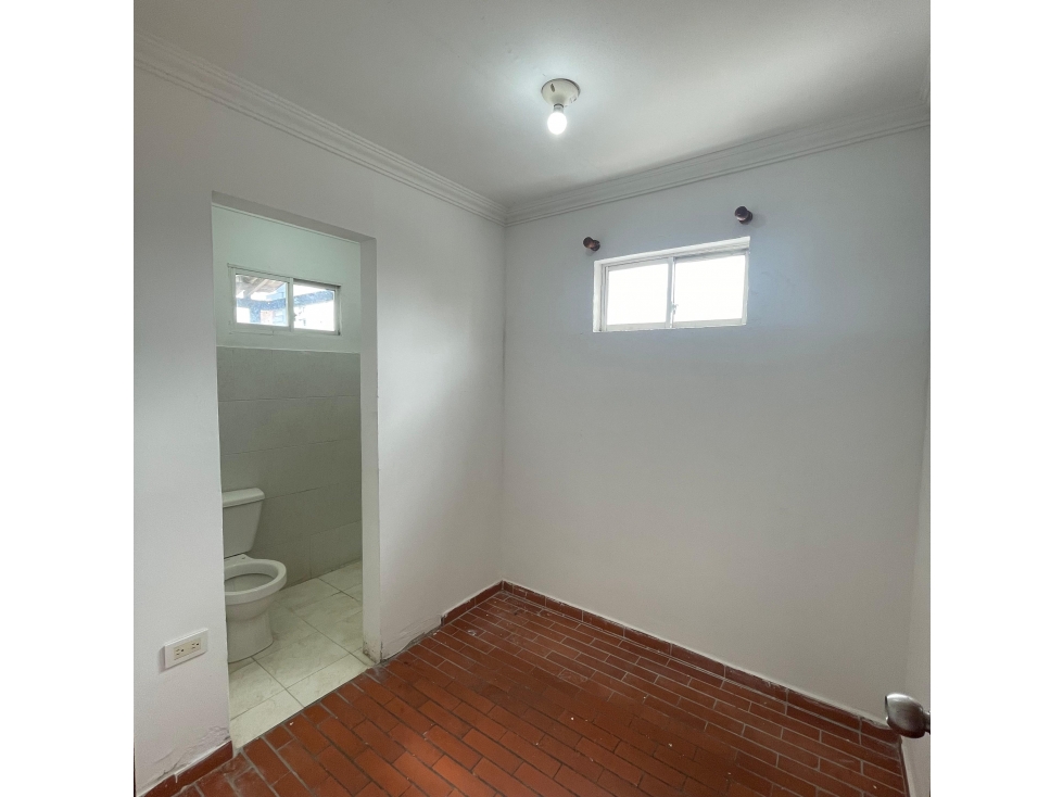 APARTAMENTO UBICADO EN LA CAMPIÑA PISO 5 NO ASCENSOR — foto 6