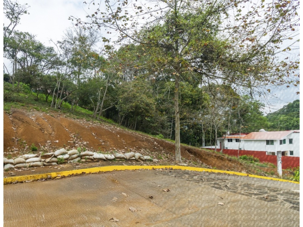 VENTA TERRENO FRACCIONAMIENTO POZO AZUL XALAPA VERACRUZ — foto 3