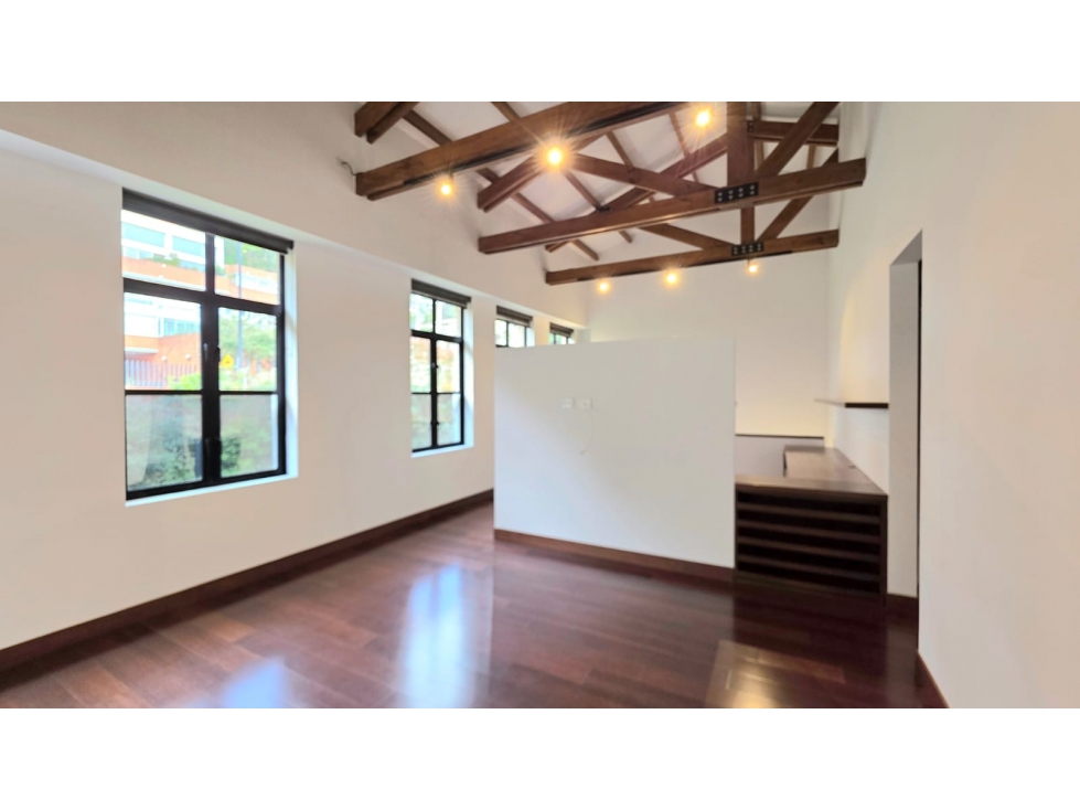 VENTA APARTAMENTO DÚPLEX EN ROSALES — foto 3