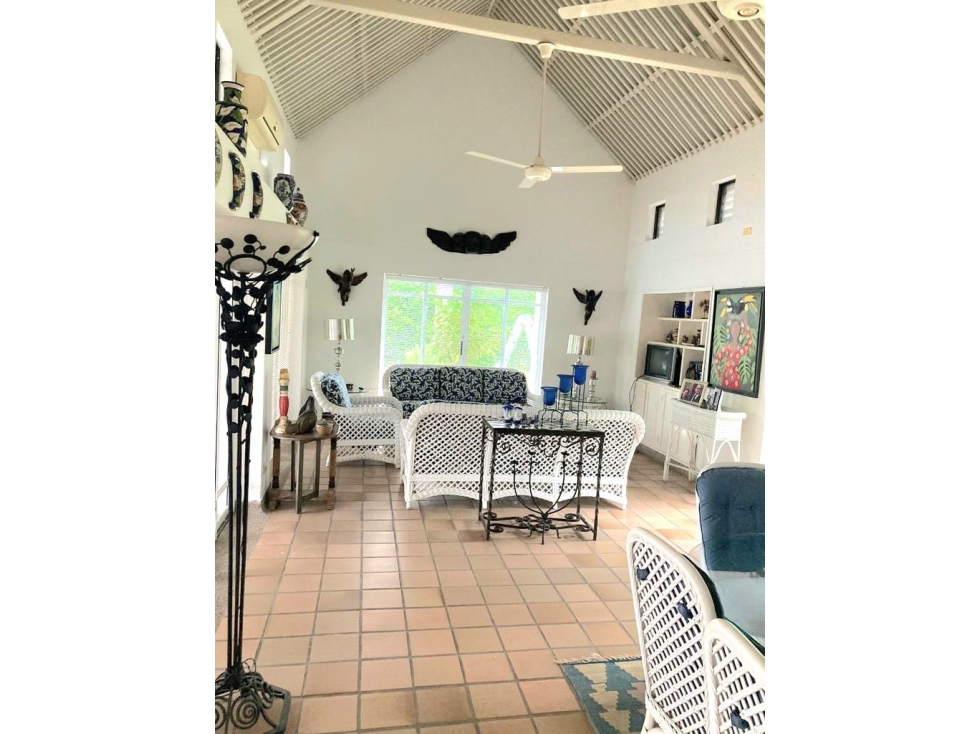 VENDO CASA EN PEÑALISA CON VISTA AL LAGO — foto 2