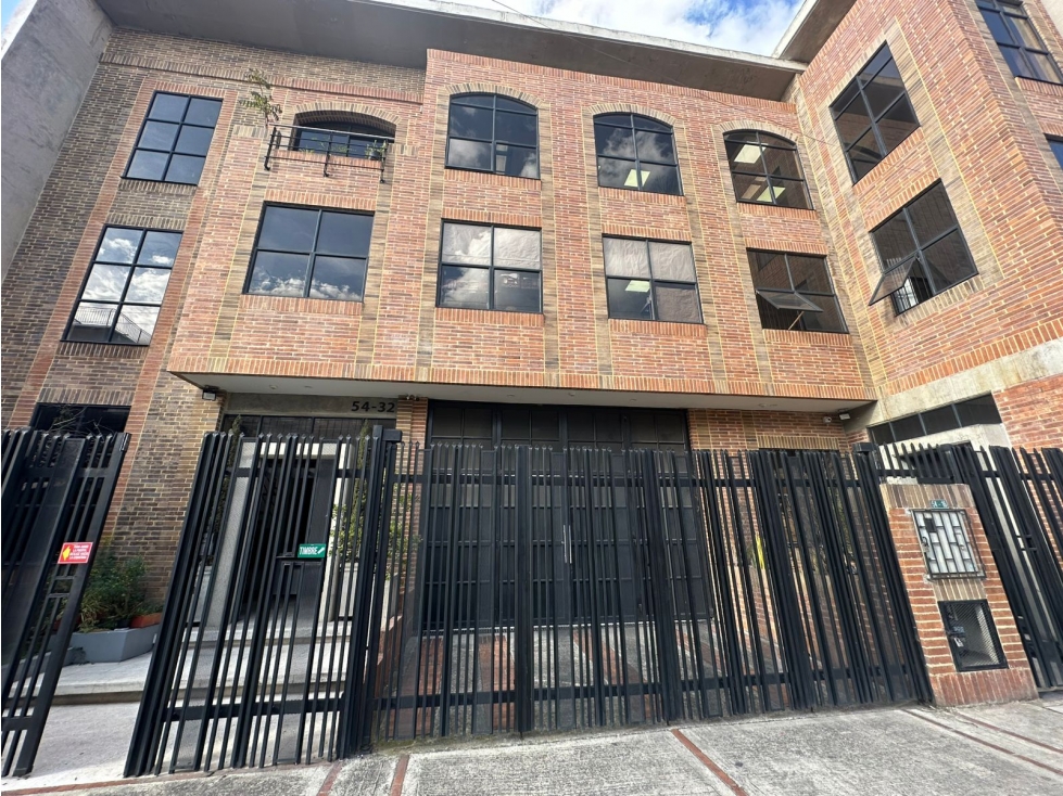 VENTA EDIFICIO - AUTOSOSTENIBLE