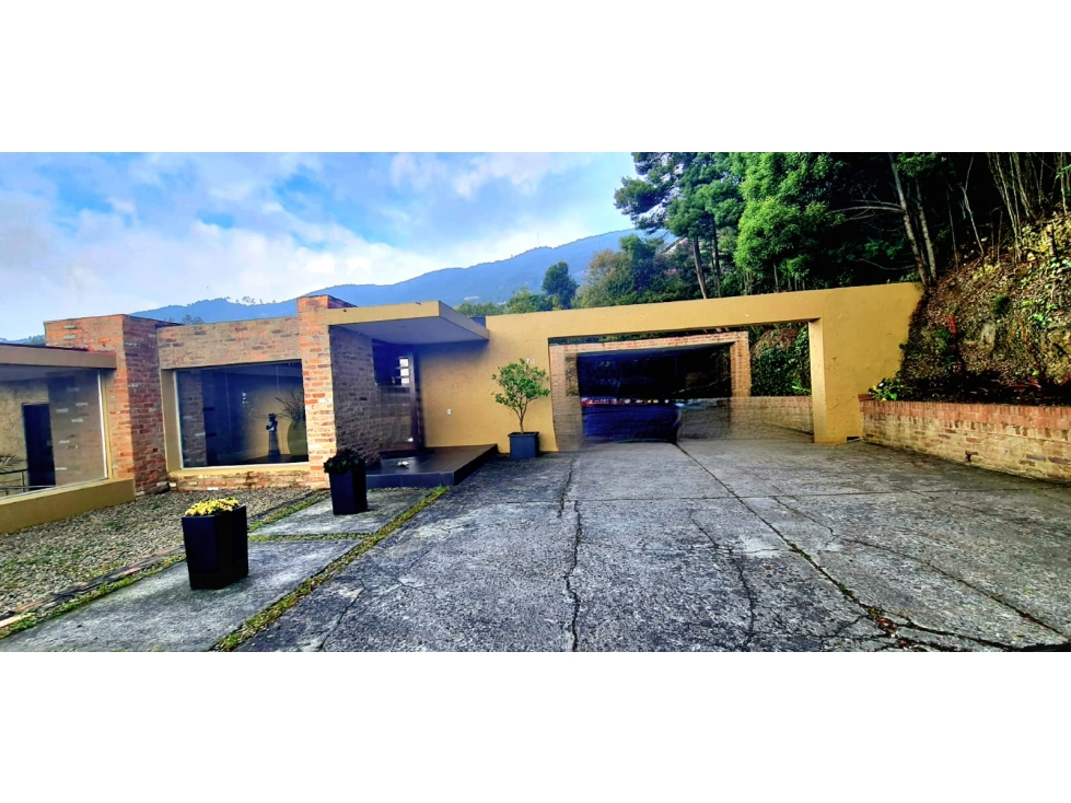 VENTA O ARRIENDO DE CASA AMOBLADA PORTAL DE FUSCA