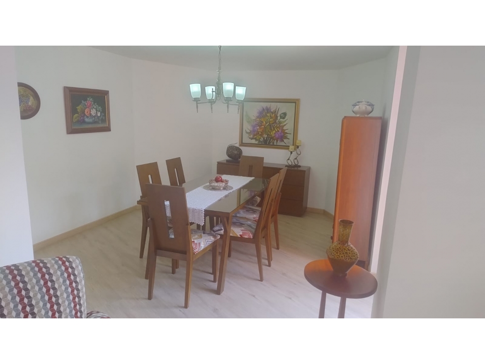 VENDO APARTAMENTO CLASICO EN ROSALES — foto 4