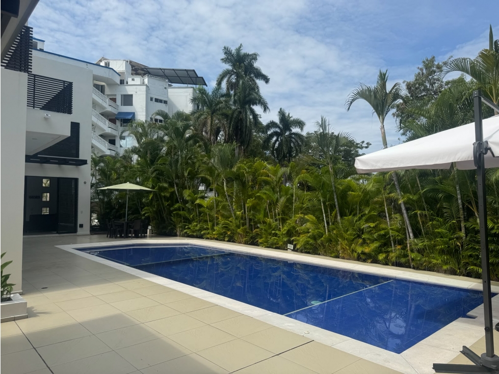CASA EN VENTA LAGOS DEL PEÑON GIRARDOT