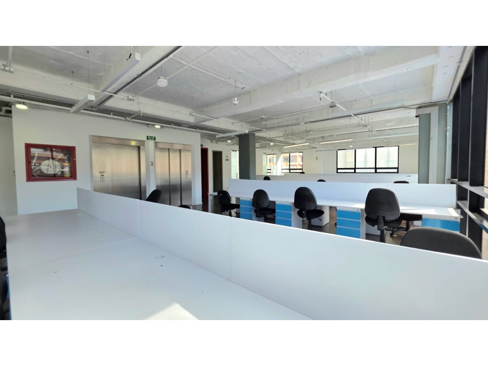 VENTA O ARRIENDO EDIFICIO DE OFICINAS CERCA DEL PARQUE DE LA 93 — foto 3