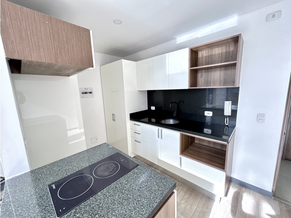 INCREIBLE APTO ESTILO NEOYORQUINO-CARACAS CON 39-VENTA — foto 2