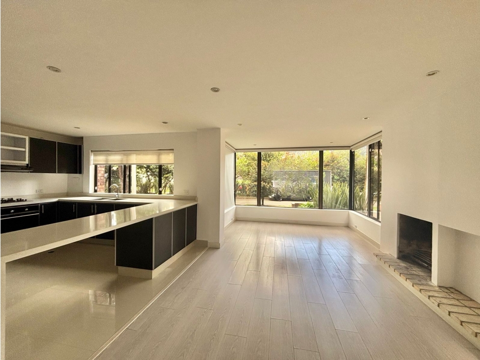 Arriendo moderno apto en La Carolina — foto 2
