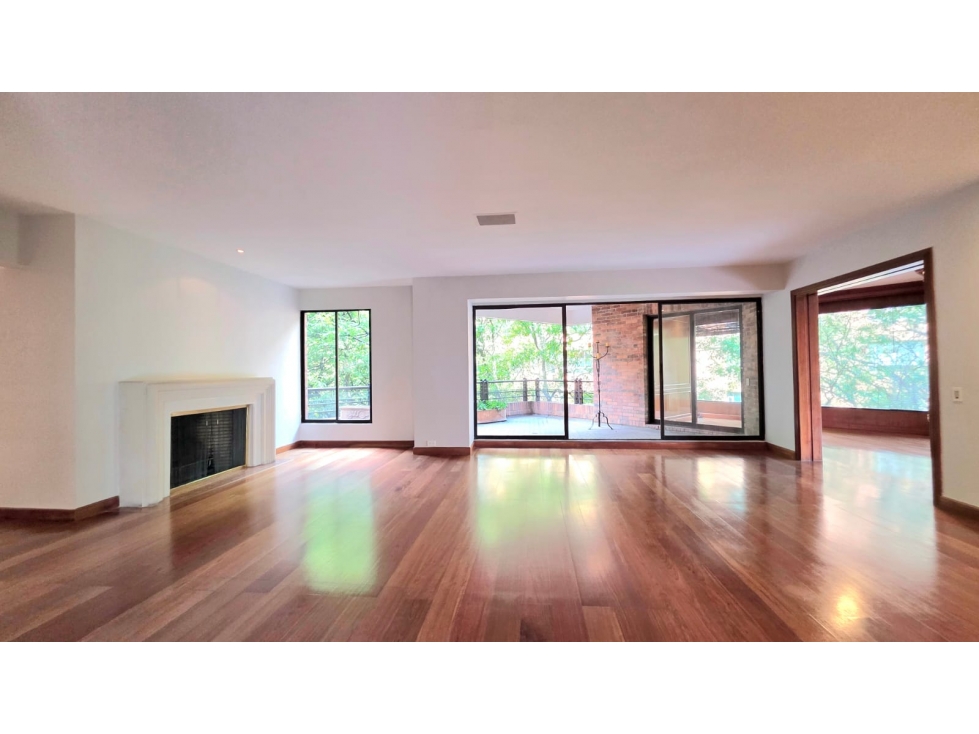 ARRIENDO EN LA CABRERA CON TERRAZA