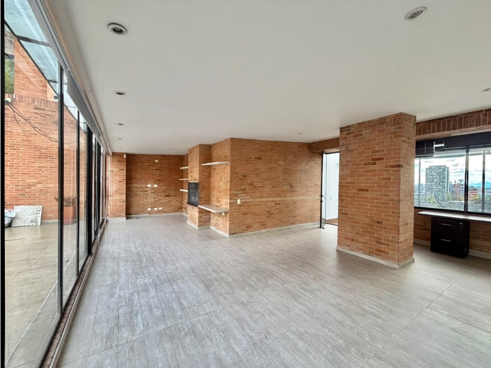 VENDO espectacular PH en Chapinero Alto, con TERRAZAS