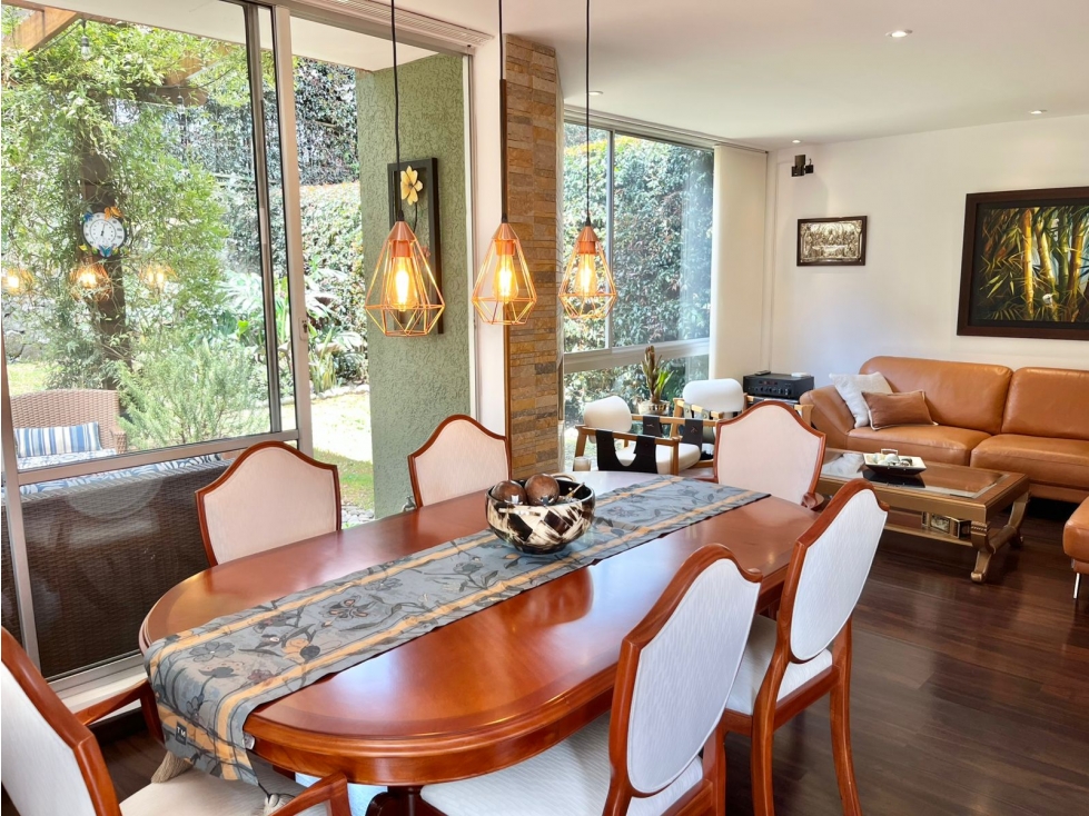 VENDEMOS CASA CON JARDÍN EN PROVENZA BOSQUES DE PROVENZA — foto 4