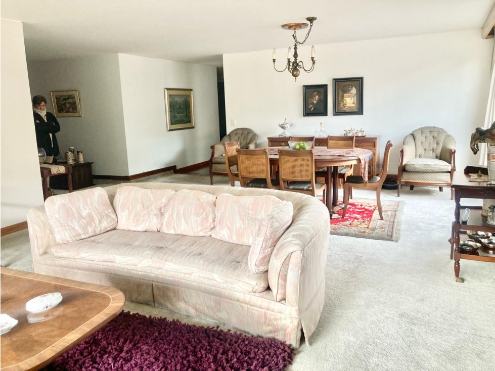 APARTAMENTO EN VENTA PARA REMODELAR, NOGAL, BOGOTÁ — foto 2